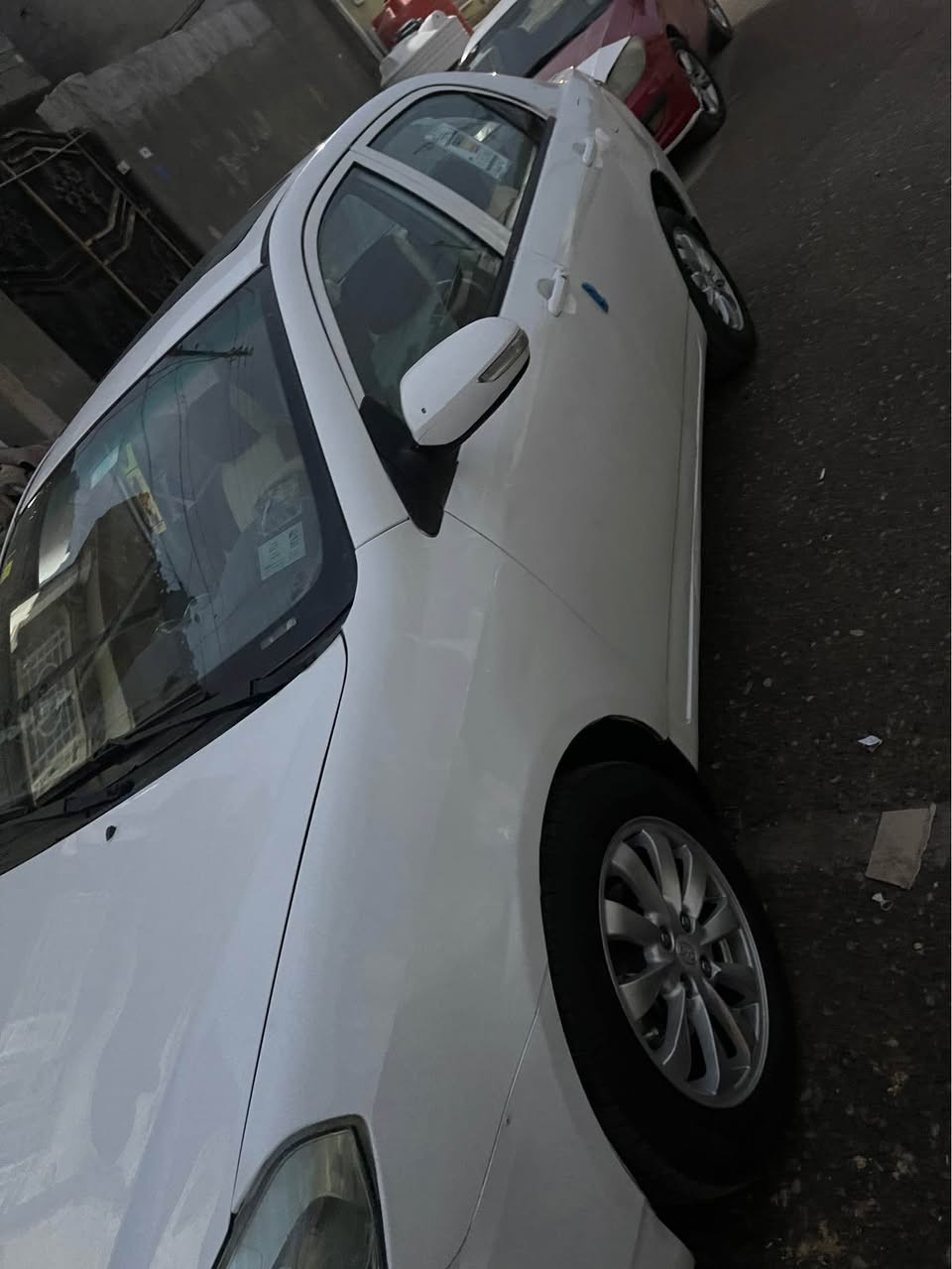 سلام عليكم بيوايدي مديل 2016سنويه 2028 مصبوقه جماليه رقم مبايل ***********مكان البصره البصرة, العراق
