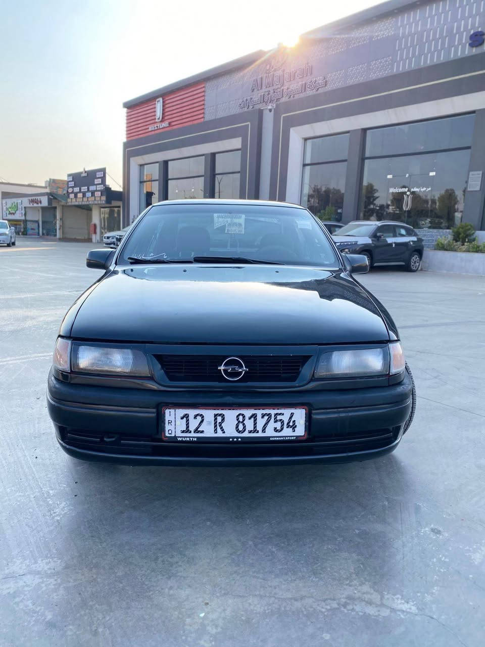 السلام عليكم فيكترا حجم 20 كربون بنزين اني شرعي موديل 93📞 ***********
