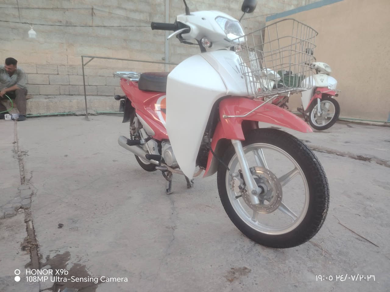 السلام عليكم ماطو سلفيز بصمه سعره 650 وبي مجال لتواصل على هاذ الرقم ***********
