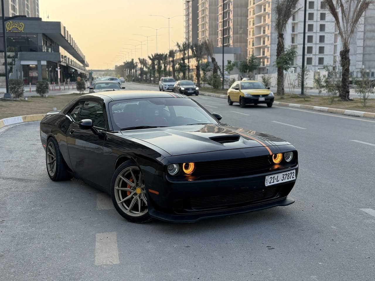 السلام عليكم 
ترهم مراوس ب ارتي شعندك 
جالنجر اورنج ادشن 🍊 2023

Last call النداء الاخير اورنج ادشن 

السيارة مختمه بكل مكان 

فول فول فول من كلشي عدا الفتحه 

فجوج برمبو 6 بستم دبلات صفر srt 
 ويلات فيراده اصلي من امريكا 

رادار امامي و خلفي 

كشنات الكنتارا و جلد 

كشنات تطريز 

تدفئة و تبريد كشنات 

تدفئة ستيرن 

ستيرن تحكم كهرباء 

مري قلاب 

دشبول خياط + ابواب خياط 

خزن ميموري 

مري اوتو ديم 

سستم صوت الباين 

شفتات بالستيرن 

سستم كاربون 

اضاىة دشبول متغير 

السيارة جديدة و ريحة الشركة بيها و كلش مصروف عليها وبيه كومه مواصفات شنو الي بالك موجود افول شي بالشركة  

ماشيه 42 ميل حادث قطتعين جاملغ و بنيد حادث سطحي من فوك بدون شاصي ولغد مكفول و جاملغ ورا كلير اجه من امريكا السيارة سليمانيه تحويل وكاله حاضر شرط الفحص 
السعر 187 وبيها مجال بسيط جوه السوك بلعافية ع ياخذها ♥️😍
مكاني بغداد 📍
*********** متوفر واتساب
