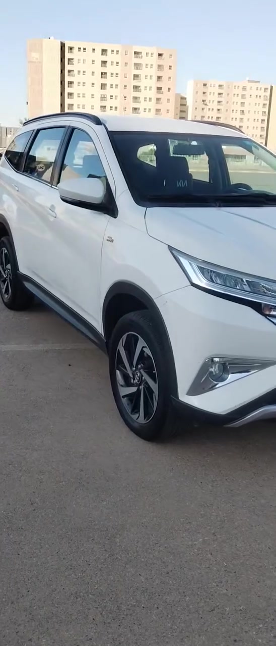 راش TOYOTA
موديل 2020
المواصفات: خليجي شركة SAS 
مكفوله من صبغ بس شخط بلباب
تحكم استيرن
ماشيه 143 الف
نظام اقتصادي الوقود ECO
نظام مانع انزلاق ABS
نظام الثبات الإلكتروني ESP
كير اوتوماتيك
دشبول خياط
داخل لونين
تبريد خلفي منفصل
ترايش نيكل
حساس خلفي
كاميرا خلفية
اشارة بالمري
لد نهاري
لايت زنون(عالي+ناصي) LED
بك لايت LED
بك لايت ضبابي
خمسة ويل كب
ويل 17
رقم بغداد بسمي
محرك 1500
‏BLUETOOTH 
‏ مكان سياره بغداد مجمع بسمايه
وسعر خاص ***********
