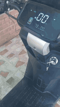 ماطور شحن 318 لبيع 675/ ***********
