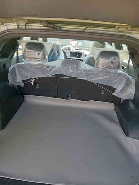 سبورتج 23 ورد امريكي كندي فول معده الفتحه وصندوك مو كهربائي
رادر خلفي وجانبي وتحديد مسار 

وقوف ذاتي 

وتحكم ستيرن وشاشه منتصله 

وسايد بريك بصمه 

وتشغيل عن بعد  

وتبريد قطعتين ومحرك 2500 فيرويل 

وحجم سياره لارج

وبيه هواي موصفات 

ماشيه 43 سياره يعني جديده 

سعر 205 وبيه مجال بسيط 

***********
