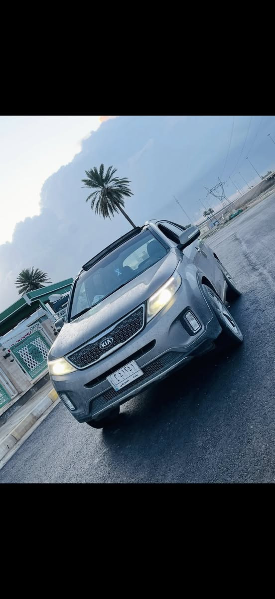 كيا سورنتو 2015 فول sxlضرر جاملغ وبنيد سياره جاهزه من كولشي السعر 175 وبيه مجال وتساب ***********
