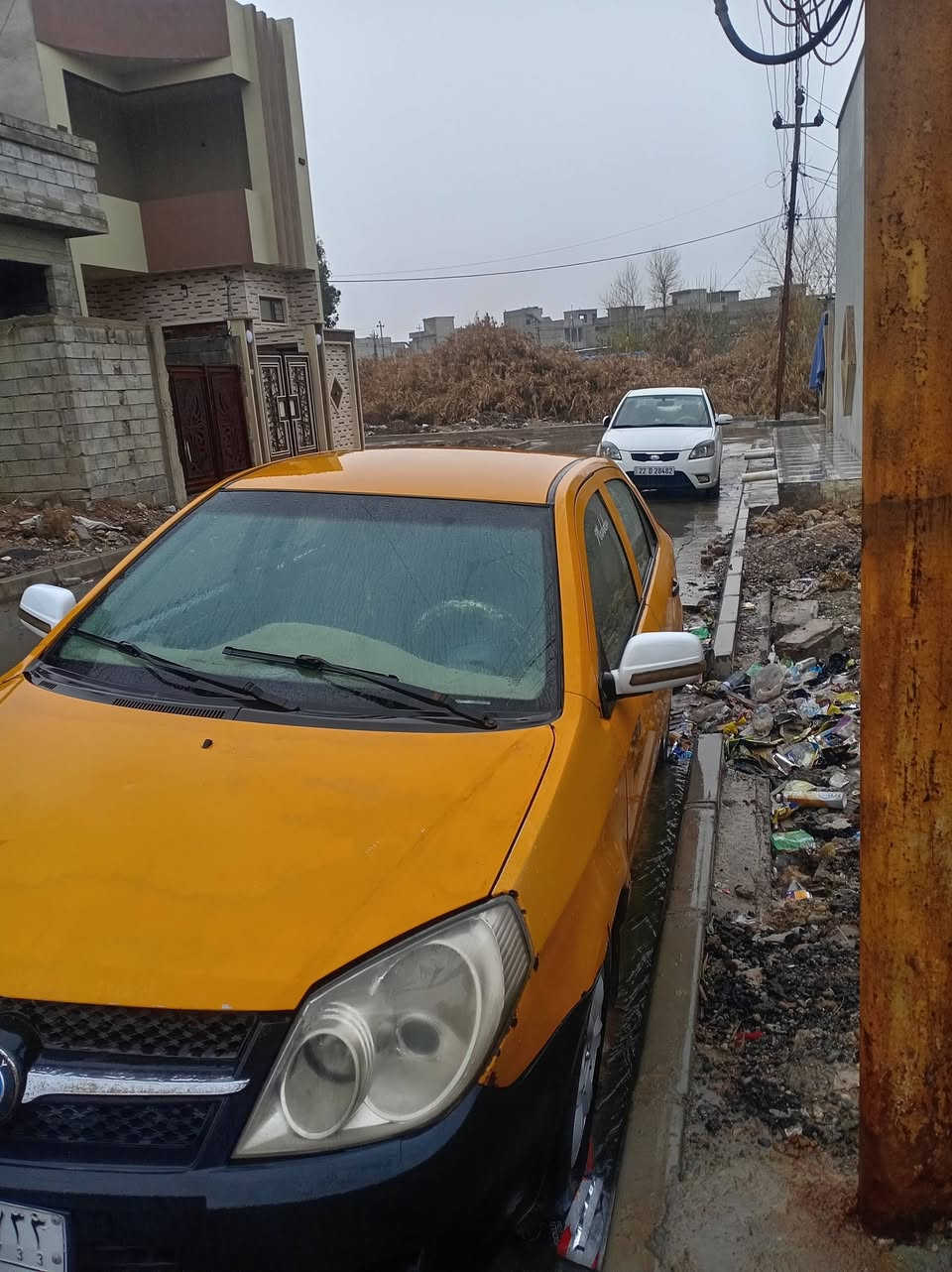 ام كي 2011 مكينه وكي شرط كربون بنزين موجود ***********
