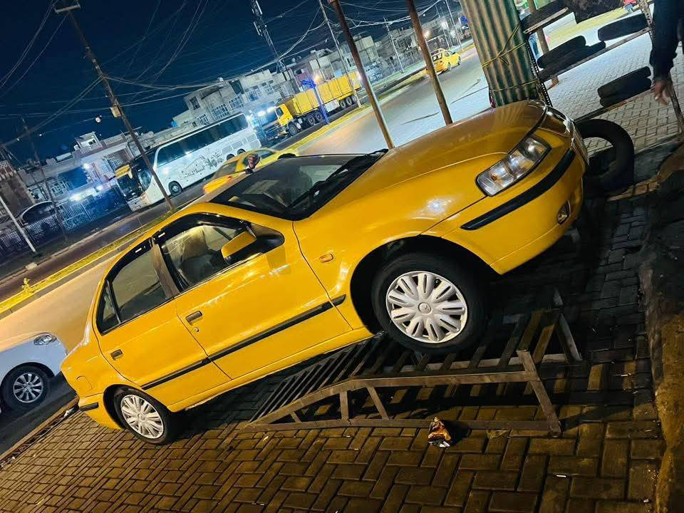 سلام عليكم سمند 2012سياره وضع الشركه كير مكينه تبريد خير من الله تخم تاير جديد حداده امامي خلفي جديد كهربائيته كله شغاله سنتر لوك شغال بيه صبغ بل داير الخلفي  مبيه اي ضربه دوشمه جلد درجه اوله ابطاين حلوه هيئه غرامات مصفره سنويه لغايه31 سياره بسمنه تحويل مباشر مكاني بغداد ***********.السعر 37وبيه مجال حك الجيه
