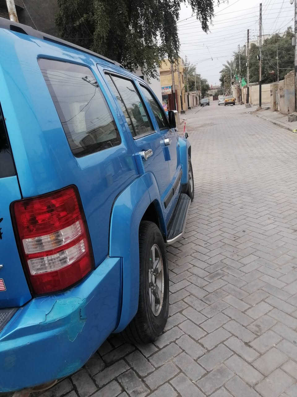 سلام عليكم سياره لبيع جيب ليبرتي مديل 8/ كير و محرك نضيف تخم تاير جديد بيه بس ضربه يم بك ليت سياره نضيفه و حلوه بكاني بغداد حي نصر رقم تلفوني بي وتساب /***********
