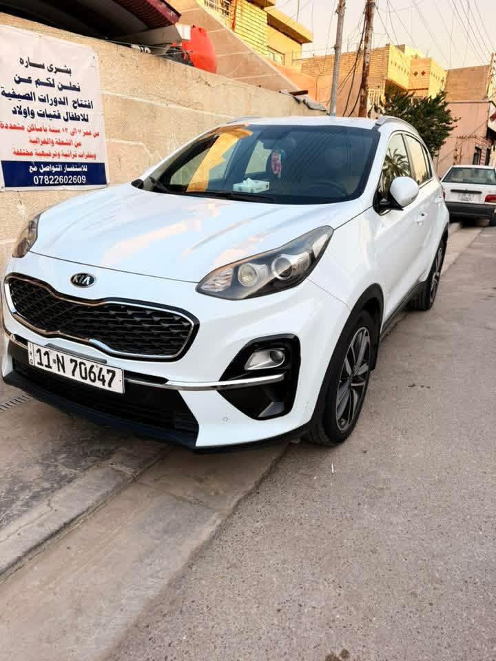 🔥كيا سبورتج موديل 2020. خليجي 

🔹الموصفات  فول 
🔹ماشيه 71الف 
    .  شركة دولية 
🔹حساس امامي  خلفي 
🔹كامره خلفيه 
🔹ويل كب 
🔹سبير مانازل 
🔹مثبت سرعة
🔹مري شفط 
🔹داخل  الوك جديد 
🔹تحكمات ستيرن 
🔹٣ وضعيات قياده 
تبريد وصدر ومكينة خير من الله 
مكفول من الصبغ والتبديل عدا بارد 4 اصابع بالجاملغ كما موضح بالصورة 
            السعر.  183$

 الاستفسار***********
مكان سياره بغداد الغزالية
