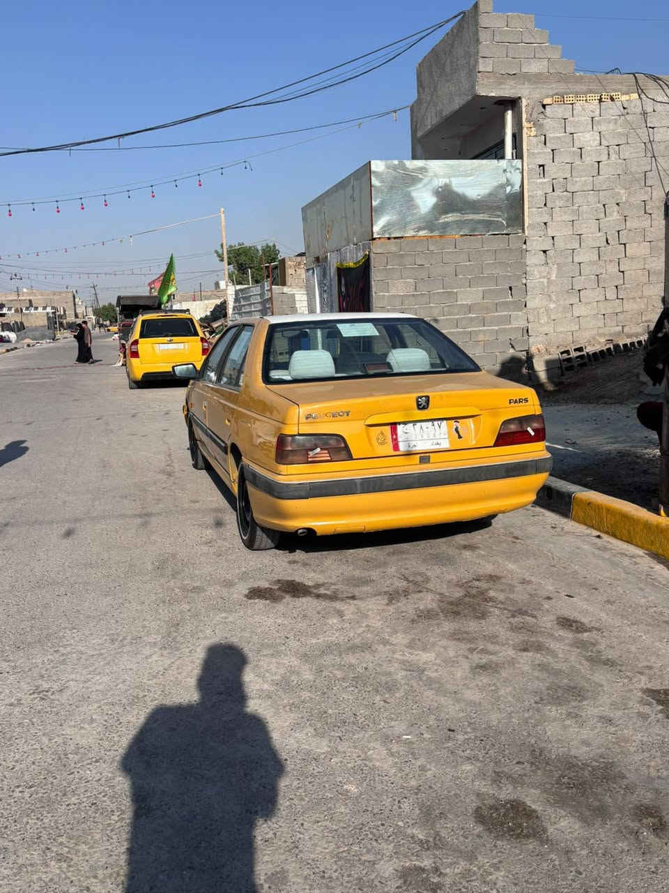 سلام عليكم بيجو بارص موديل 2015تبريد مكينه كير كفاله تخم تاير جديد منضومه تبريد جديده السياره خير من الله فقط بنيد طاير السعر 40 وبيها مجال العنوان بغداد الشعب  ***********
