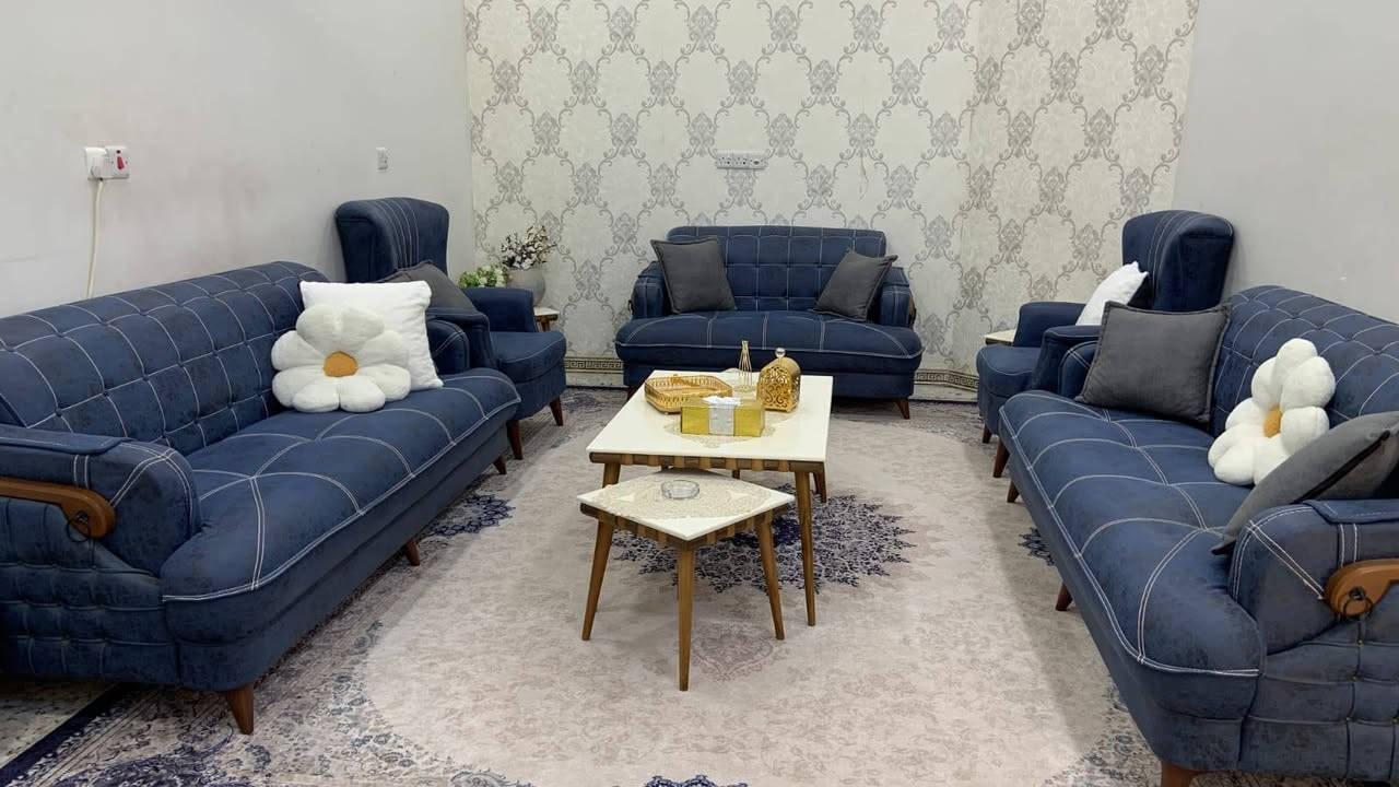 #للبيع #بيت #منطقه #ال٣٦ #طابقين

بيت للبيع بل ٣٦ طابقين واجهه ٦ وربع والنزال ٢٠ متر

مساحه البيت // ١٢٥ متر بناء مسلح

الطابق الأرضي // غرفه وصاله ومطبخ وبراني وصحيات داخليه وخارجيه

الطابق الأول // غرفتين وصاله ومجمع صحيات

ملاحظه // البيت حر مامطلوب

سعر البيت // ١٢٥ مليون

موقع البيت // ال ٣٦ قرب اسواق سيد بشير

نستقبل جميع العروض العقاريه والتجاريه على الواتساب

*********** // واتساب

*********** // اتصال

أو زيارة المكتب الحضارة للعقارات السماوه حي الحكم مجاور صيدلية آدم
