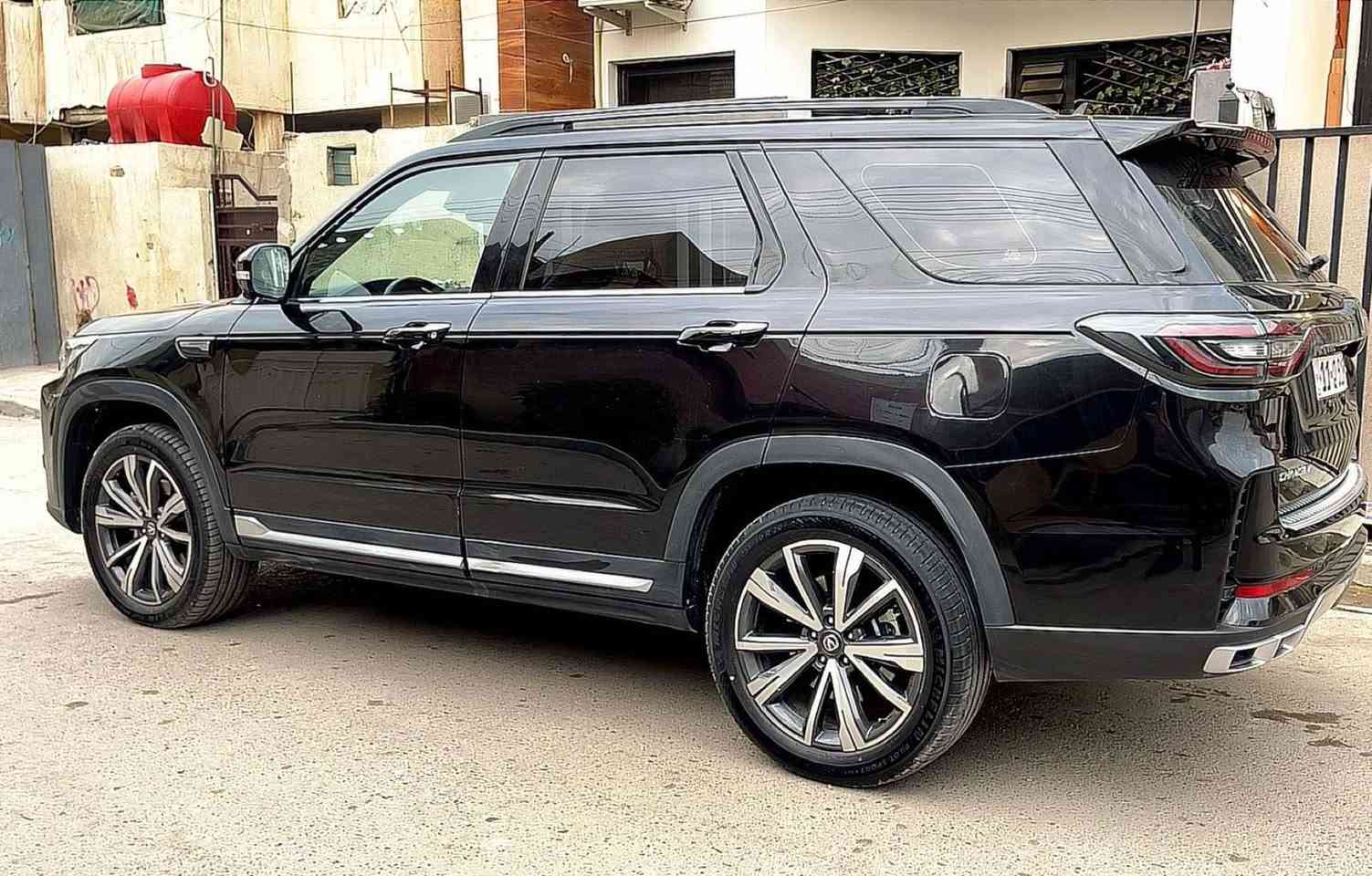 ✨✨
سلام عليكم
✨✨شانجان CS95 2025  ✨✨
‏🔥 Changan CS95 2025 🔥
 مرقم بغداد  الانكليزي الجديد مشروع وطني 
حجم المحرك 2.0L Turbo
 مرتبط بناقل حركة أوتو 8 نمر
يبلغ عزم الدوران 390 نيوتن / متر 
🐎 بقوة 233 حصان 🐎🐎
 مفتاح التشغيل بصمة 
 تشغيل عن بعد 
 بانوراما 
 فتح الصندوق كهرباء 
 دفع رباعي AWD 
 اريل نفكيتر 
حساسات خلفية 
لايت زينون + LED 
 بك لايت LED 
دخول بصمة ذكي 
 حجم الاطار 255/50R20
ويل كب 20
 4 دسك
حساسات ضغط الاطارات 
 اشارة في المرايا الجانبية 
 المرايا قابلة للطي كهرباء 
ماسحة خلفية 
عدد AIR BAG 6
 هاند بريك كهرباء 
 ا ABS 
 دشبول شاشة ديجيتال 
شاشة Apple Car play 
 كاميرا دوارة 
4 كاميرات 360°
الانارة الداخلية LED 
 مقود جلد حياكة  
 مثبت السرعة Cruise 
 المودات والاوامر الصوتية 
ا Bluetooth / T YPCE 
شاحن هاتف Wireless 
مخرج منفذ الطاقة 
فحص نظام السيارة 
 انارة داخلية LED محيطية 
تتسع المقصورة ل 7 ركاب
المقاعد جلد
حركة المقاعد الأمامية كهرباء 
 تبريد المقاعد الامامية
ذاكرة مقعد السائق
تجاوي متحركة 
 مثبت مقعد الطفل ISOFIX 
 تبريد شاشة 
 3 قطع تبريد
 أوضاع القيادة Drive Mode 
 أوتو بريك 
 رادار
 نظام مانع الانزلاق 
نظام نزول المنحدرات 
 تطعيم الدواخل ألمنيوم 
السعر ٢٨٥وبي مجال
العنوان بغداد العامريه
للاستفسار ☎️🚗
***********
