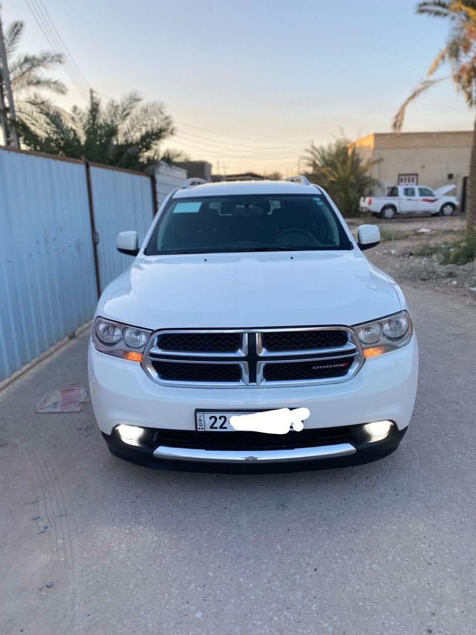 السلام عليكم دورنكو مديل 2012 خليجي محرك 3600 رقم اربيل بسمي سنويه وهزه جديده سنويه مجدده 2030 تريد تحويل او وكاله  مواصفات شاشه جبيره حساسات خلفيه كامره خلفيه تحكمات سياره جاهزه تخم تاير جديد حداده امامي خلفي توني مسويه تبريد تدفئه السعر 185 وبيه مجال مكاني بصره القرنه بني منصور  للتصال   ‭0780 153 3872‬  / ***********
