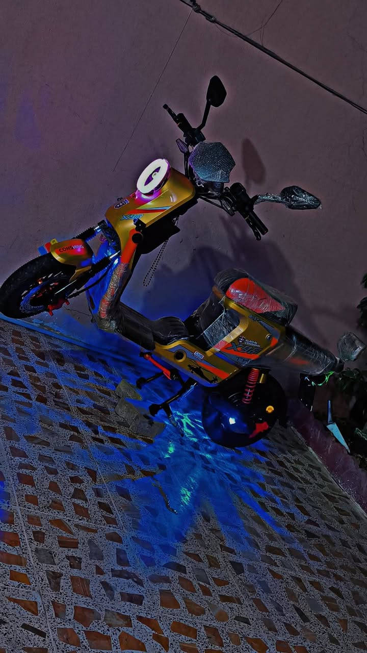 درجة شحن موديل 2026.نوع الدراجة X900     مواصفات  بصمة  جديدة ونضيفة والسعر بل خاص 
***********
