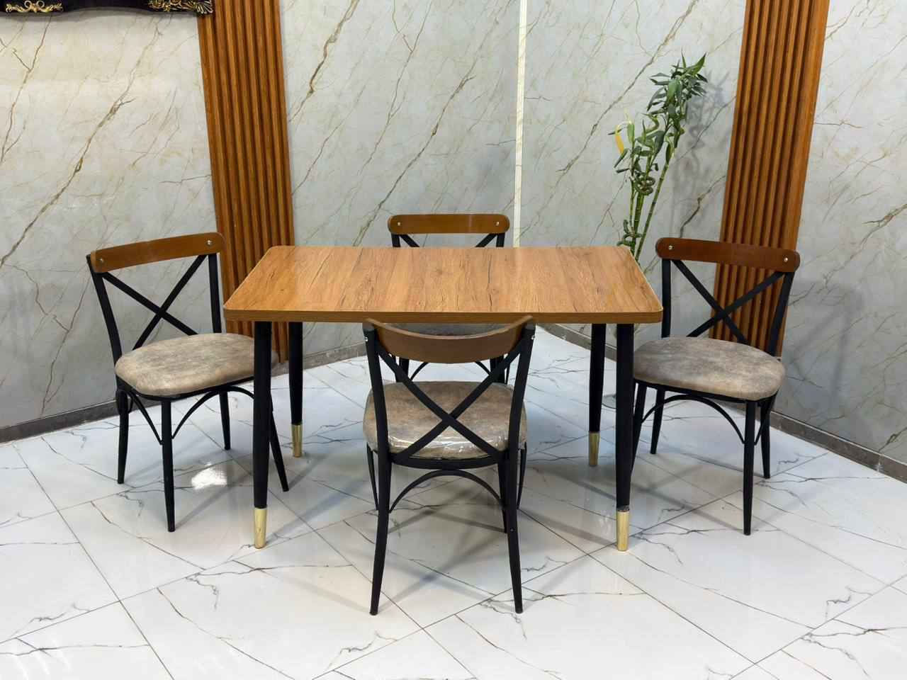 ميز طعام سطح خشب كشنات جلد رجل حديد
4 كراسي 
6 كراسي


**إذا كنت صاحب هذا الإعلان وتريد حذفه لأي سبب، رجاءا أرسل رسالة إلى الدعم الفني**