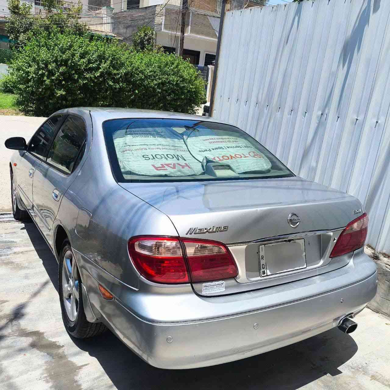 سلام عليكم للبيع نيسان مكسيما موديل 2008 رقم بغداد وباسمي مكفوله من الضربه بيه صبغ  قطعه وحده كير ومحرك بلادي 6 سلندر سياره دسكات اماميه جدد عبوه بانزين جديده جامه اماميه جديده بيه نواقص دبلات عارضها 88 وبيه مجال بسيط للشراي مكان السيارة كربلاء للاستفسار ***********
