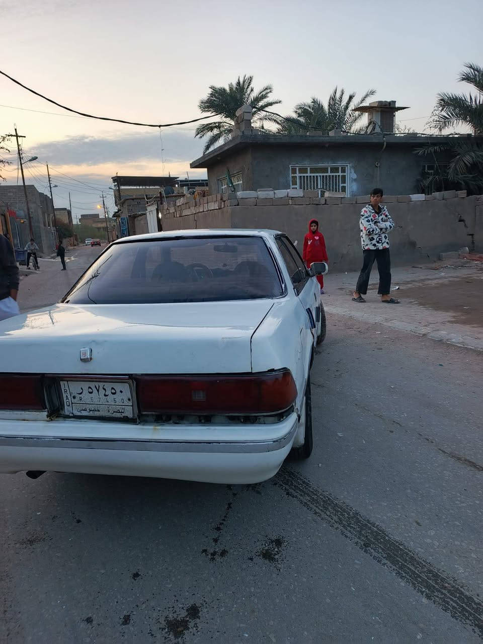 سلام عليكم
للبيع 

بصره📍

كصه قماره 

سعر 25 قفل

*********** واتساب
