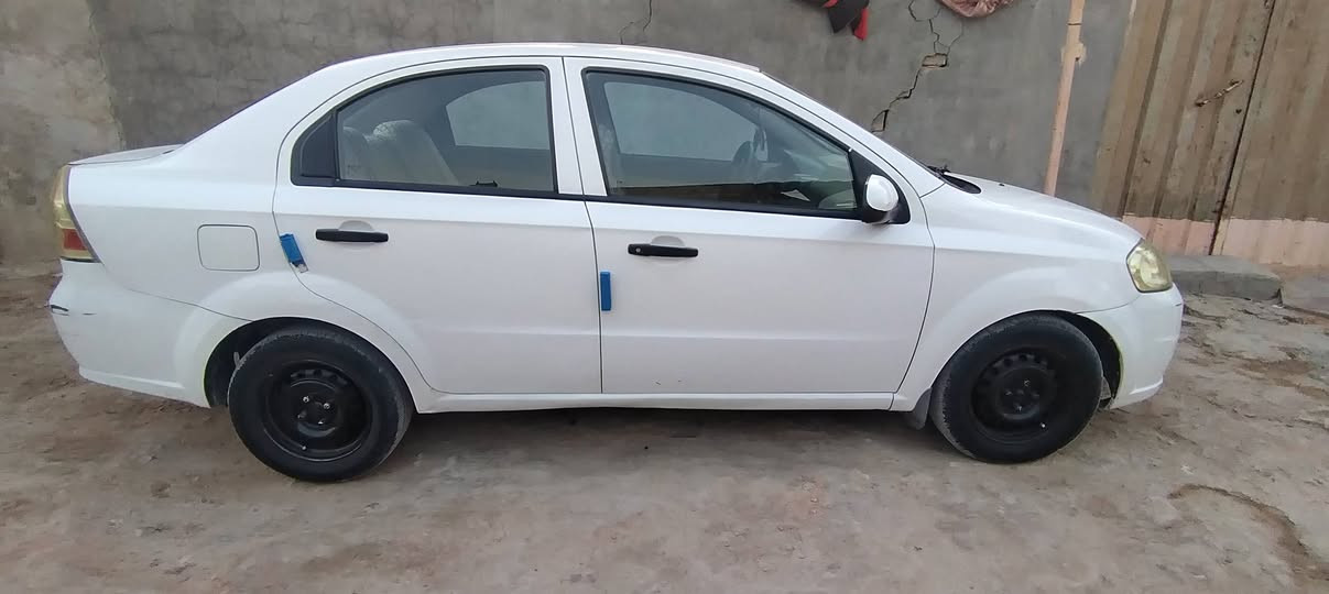 السلام عليكم
افيو مديل 2009 كير اوتامتيك  محرك 1400 
رقمها نجف السعر 65 وبيها مجال مكاني نجف كوفة الشراي يتصل ***********
