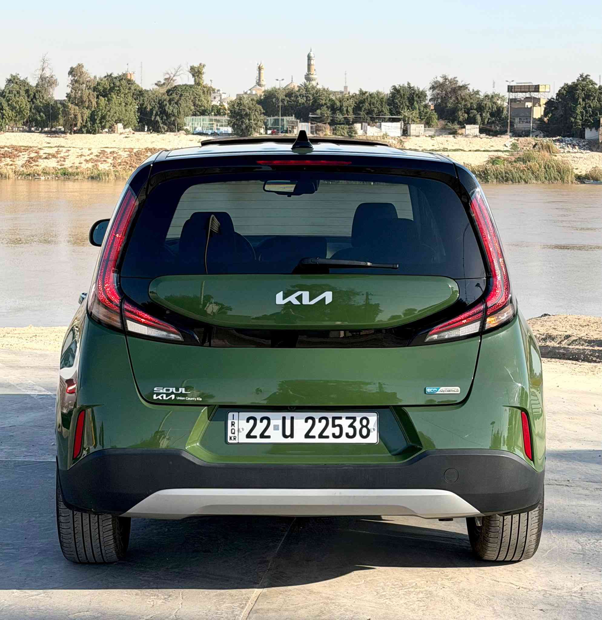 السلام عليكم للبيع فقط بدون مراوس
💚لووون. مميز 💚

كيا صول‼️2023 ‼️ كليين بدون صبغ🔥

دخول جديد. جديده   كلش. بوضع شركة 

رقم اربيل تحول لو وكاله مضمون

المواصفات

فتحة سقف 

شاشة دجتل  

محرك 2000 دوش

رادار امامي

كشن. كهرباء

رادار خلفي

رادار جانبي

تدفئة كشنات

تدفئة ستيرن

شاشة كبيرة

كامرة دوارة

اوتو ستوب

تحديد مسار

قيادة ذاتية

توقف ذاتي 

تنبيه عند مغادرة المسار

كروس سرعة

مانع انحدار

ويل كب حجم 17 لون اسود  

حساسات 360 درجة

وضعيات قيادة

شحن واير ليس

تشغيل عن بعد

بصمه السياره 

بصمه ابواب وتشغيل

وبعد بيهة مواصفات

سيارة جاهزة وكاملة بدون نقص 

‼️حادث  جاملغ بارد. ومكانين بارد صغار. بدون صبغ ‼️صورالحادث مرفقه بلمنشور 

السعر / 168وبيه مجال بسيط

مكاني / بغداد العطيفيه

هـاتف / ***********
