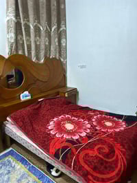 غرفه للبيع نضيفه مابيهه اي ضرر بسعر 400وبيهه مجال مستعجل على بيعتهه لت...