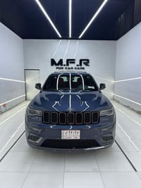 جيب لمتد اكس  موديل 2020 لون مميز 💙 وسياره هيمي 5700🚀 رقم بغداد ب اسمي...