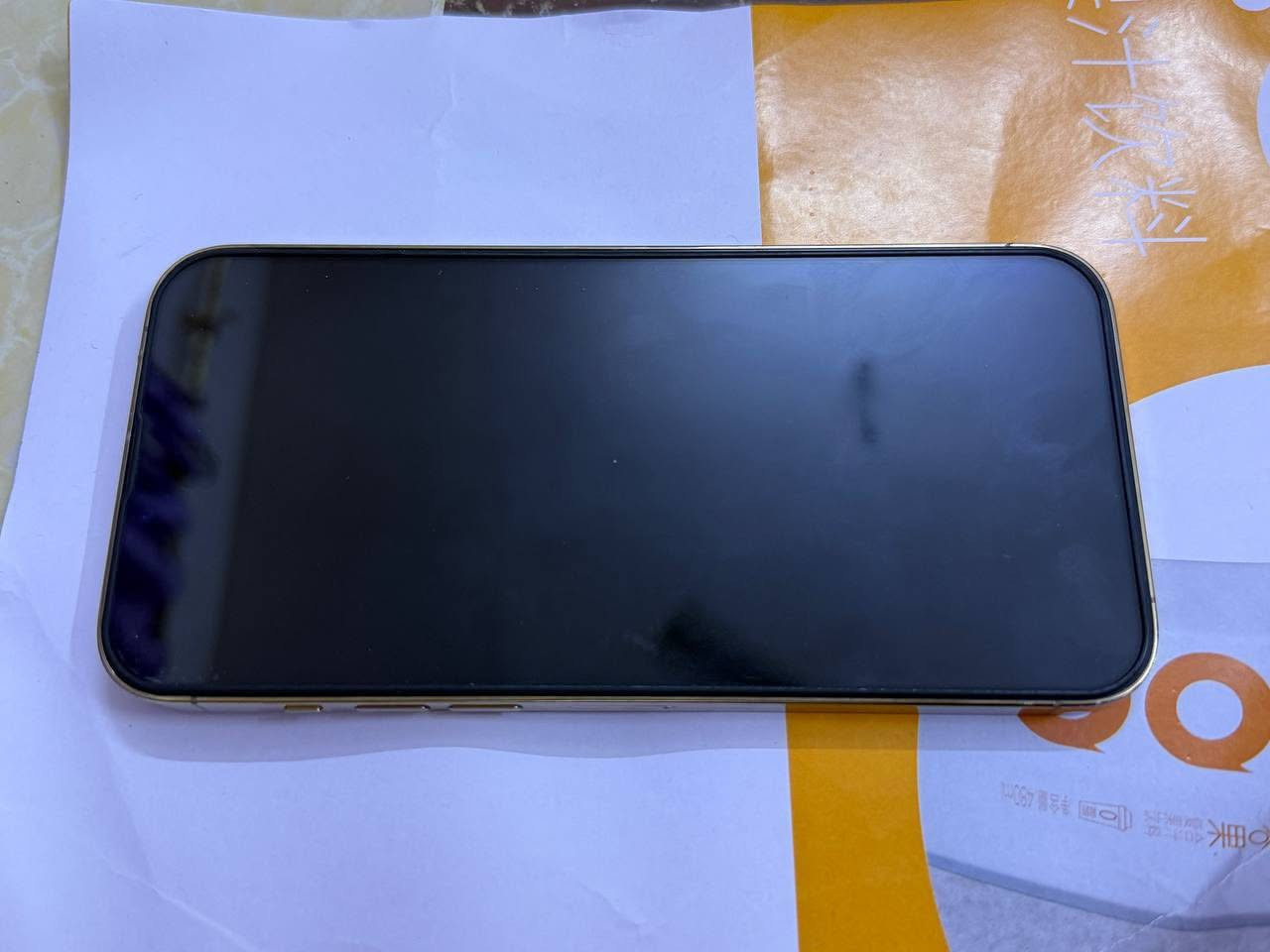 السلام عليكم 
للبيع الايفون 13 بروماكس ذاكرة 256GB  لون ذهبي 
جهاز أمريكي، كلشي بيه أصلي، نسبة البطارية 85%، نظيف جدًا والاستعمال شخصي، السعر 750 الف


**إذا كنت صاحب هذا الإعلان وتريد حذفه لأي سبب، رجاءا أرسل رسالة إلى الدعم الفني**
