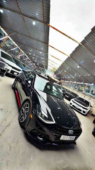 سلام عليكم
سوناتا 2022
N 2500 توربو 
بانوراما 
كشنات كنتارا وجلد 
كشنات تدفىه
كشنات كهرباء 
بصمه وتشغيل عن بعد 
حساس خلفي 
كأمره خلفيه
شاشه عداد دجتل 
شفتات ستيرن 
رادار وتحديد مسار 
ماشية 70
سيارة بدون حادث سرقة بنيد وجاملغ
سعر 188 وبيها مجال 
عنواني كاظمية معارض جكوك معرض الرحمن 
***********
