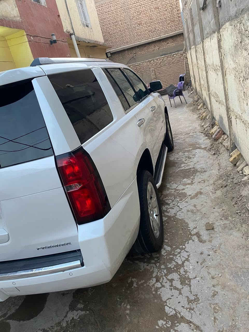 السلام عليكم للبيع تاهو 2017 

فول عده الفتحه 

رقم اربيل سنويه ب اسمي هزه وفحص جديد 

حادث جاملغ وبنيد وباب السايق 

للأستفسار ***********
