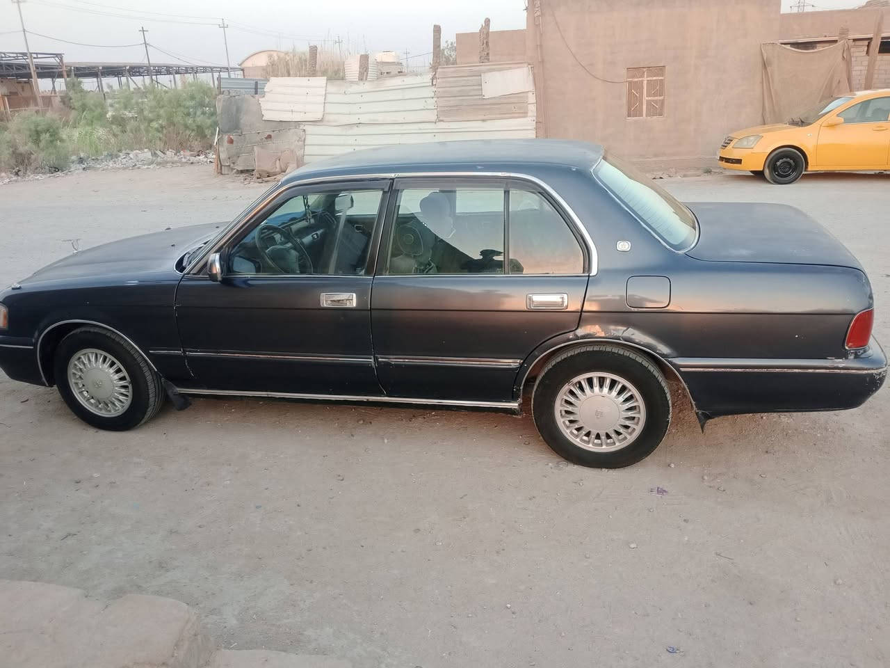 سياره كراون ارنب للبيع موديل 92خاليه من العيب الشرعي محرك 2500جاهزه تبريد نقص غاز فقط السعر 60وبيها مجال المكان ذي قار سوق الشيوخ للاستفسار الاتصال ***********
