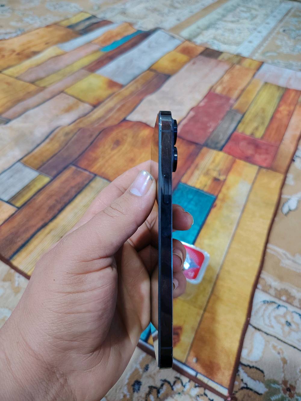 13 برو ماكس ذاكرة 512
بطاريه 85 
السعر 750 وبي مجال 
بلادي ما مفتوح شرط 
توصيل جميع المحافظات 5 الاف 