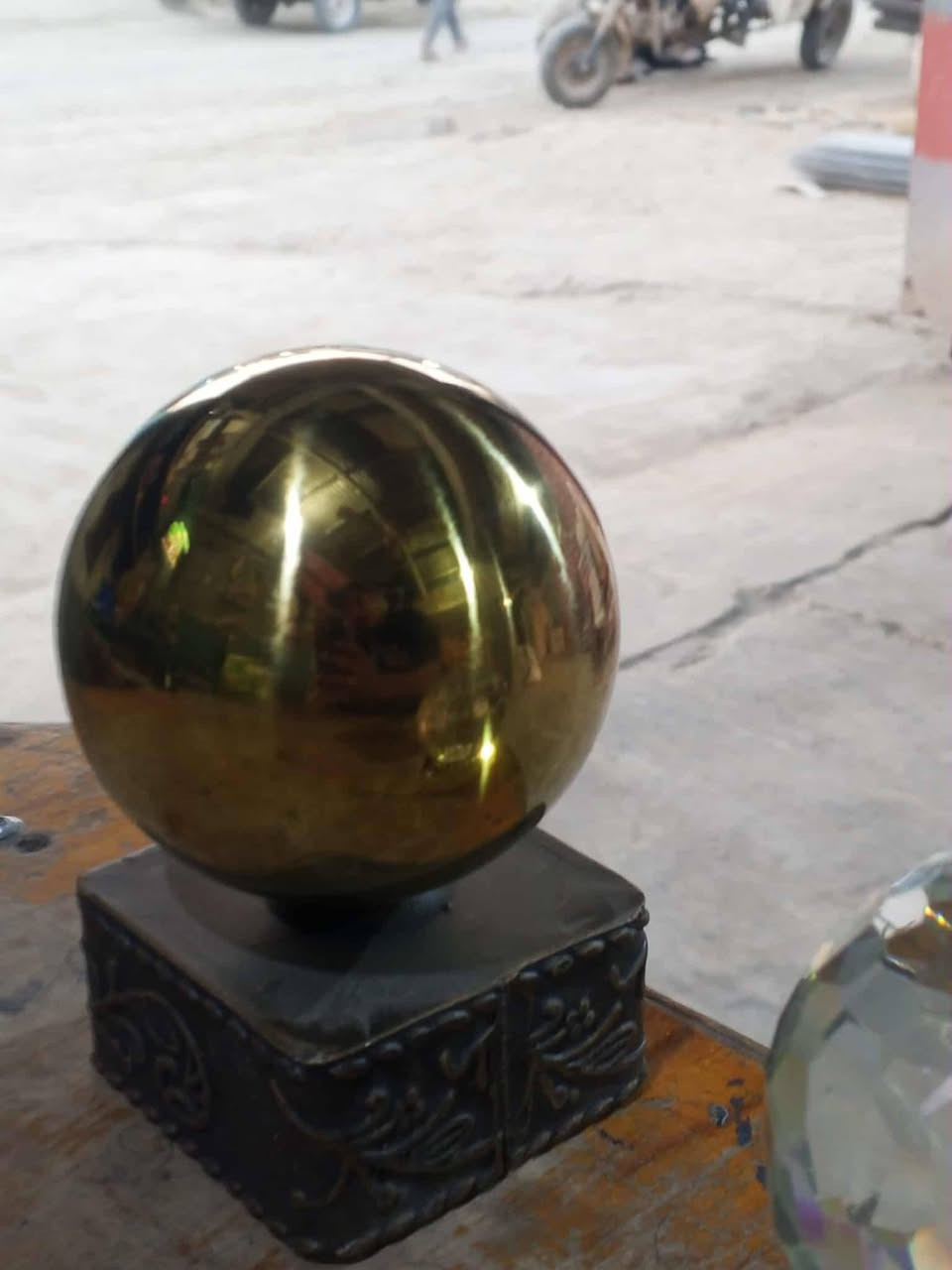 متوفره طوبه ذهبيه كذالك طوبه كرستال وطوبه صب ثقيله تخص المحجر درج او محجرات الحدائق
عنوان
شارع الحدادين محل حسين جبار ***********
