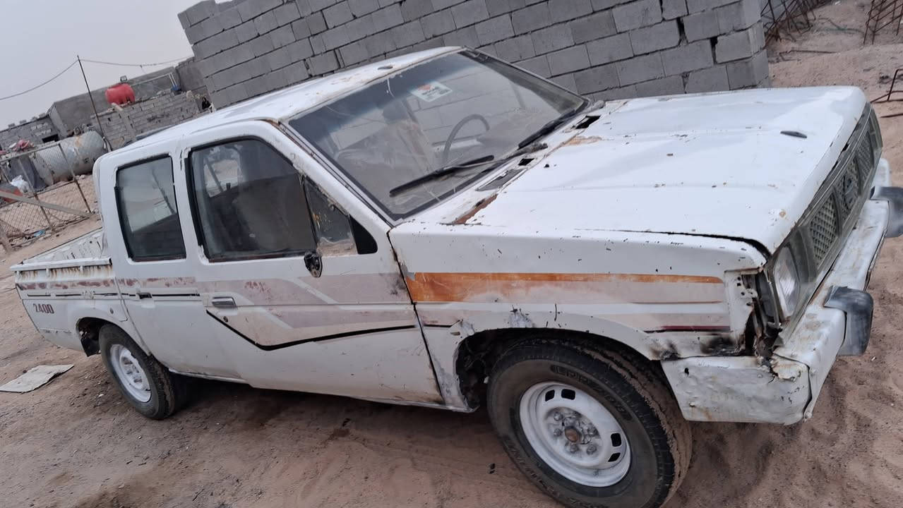 بيكم نيسان دبل قماره موديل ٩٢ مكينه كير ونجي كير عادي طخم تاير جديد حداده جديده تحويل مباشر مكان السياره الزبير السعر ٢٠ اتصل ***********
