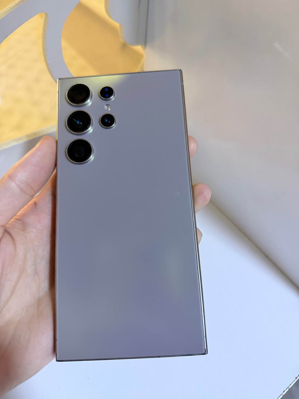 سامسۆنگ ئێس ٢٥ کۆپی
وەک عەیب مۆبایلەکە هیچ کێشەی نیە دوو سیمکارتە
زاکیرەی دوو تێڕایە و بەرنامەکان لەسەری ئیش ئەکات
نرخی ٩٩ هەزارە و گەیاندن هەیە
ناونیشان هەولێر - قەڵاتی نوێ مۆبایلی هاوکار
ژمارە مۆبایل :- 📱 *********** أربيل, العراق
