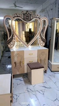 غرفه تركيه فول نضافه كنتور ضخم 3 متر سلايت 700 فقط واصل نقل وشد