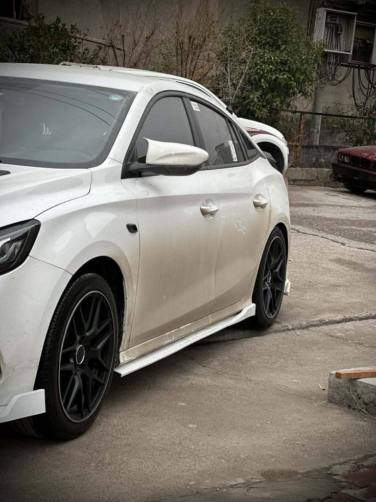 MG GT 2025
0751 143 3738
مەکینە 15 بێ تۆڕبۆ گێڕعادی کامل جوانکاری بۆکراوە لەحیە دۆسە دیفوزەر باڵی سەرجام و سەر سنوق تاقمێ تایەو ویلی 18 لۆکی  لەژێرایە تازە سێرڤس کراوە موافەقەتی جامڕەشی بۆکراوە تا مانگی 6 سەنەوی تا 2030 تازەیە هەزەشی تا 2027 تازەیە گاعی سەردۆسەی بۆ دانراوە لیدی وایفای بۆ بەستراوە هەمو مەسرەفێکی بۆکراوە سعری 115 کەمێک مەجال . أربيل, العراق
