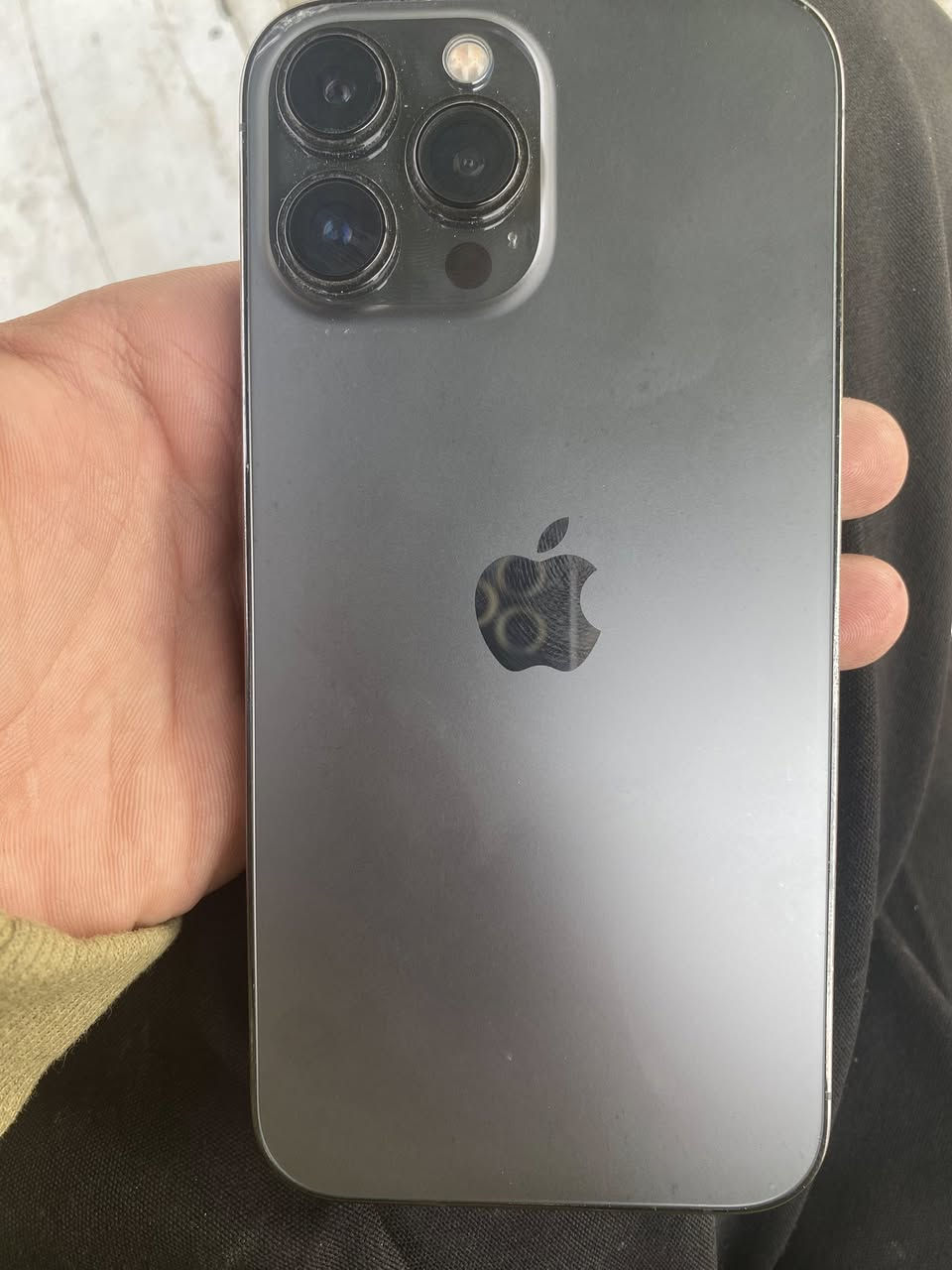 سلام عليكم جهاز 13برو ماكس الجهاز وتر بس اكو ضربه خفيفه فوك الكامرات مال ضهر ذاكره 256بس البطاريه خدمه 78مكاني بغداد مدينه الصدر 600سعره***********
