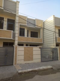 يتوفر لدينا العروض التاليه  1/ دار 106متر طابو صرف سكني طابقين بناءجدي...