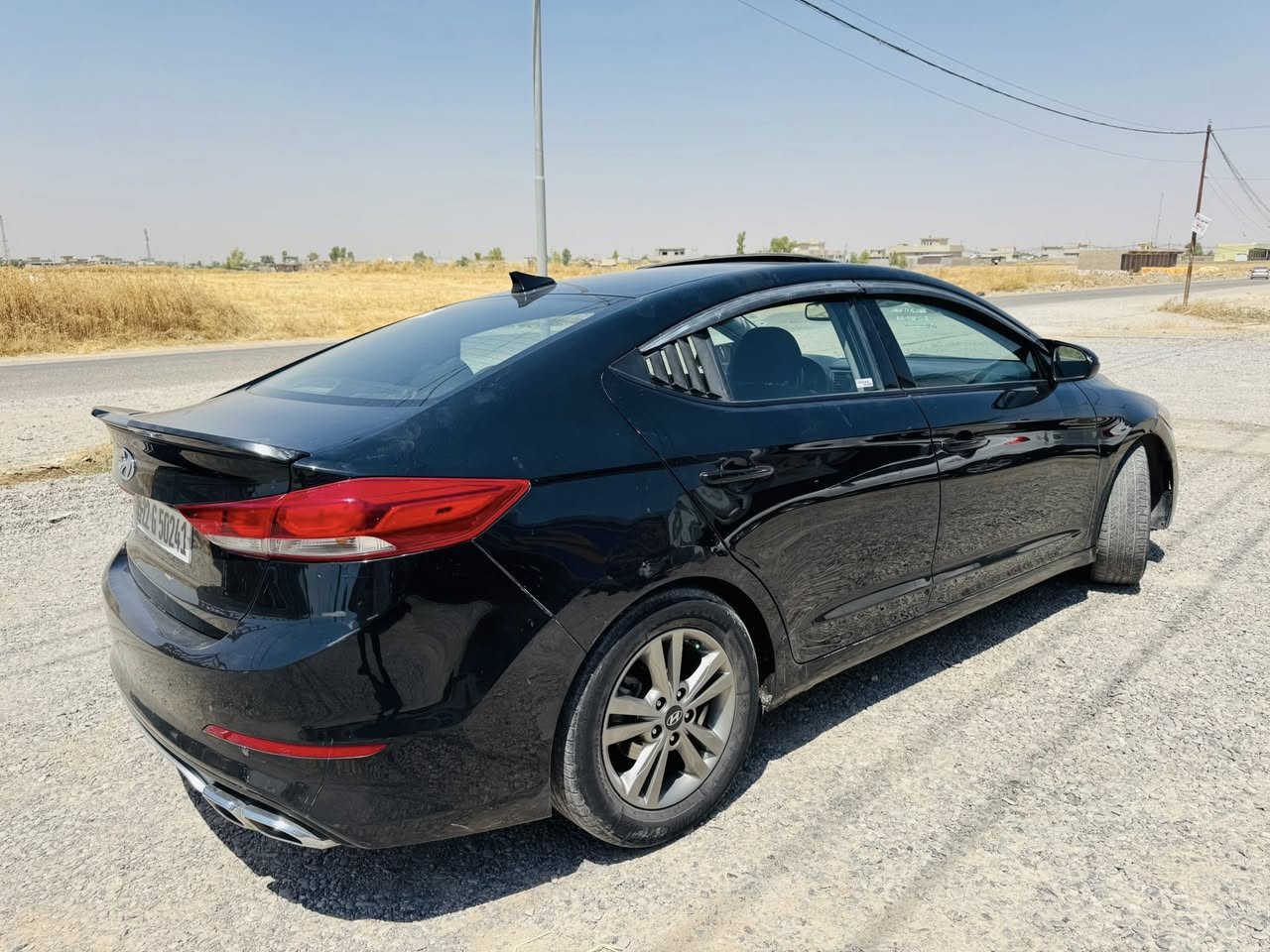 السلام عليكم
النترا 2018 فوول مواصفات سلايت بصمة 
رادار جانبي تحكمات ستيرن جهتين هيتر كشنات
تبريد مناخين ماشية 100 الف فقط مكينة مامفتوحة
بس بيها تنقيص كل الدبلة نص لتر 
ضررها سرقة بجم موضح بالصور وبيها بوند صبغ فقط 
والسونار مرفق مع الصور 
شرط التحويل 
السعر 120 وبيها مجال للطيبين 
مكانها موصل حي الحدباء 

***********
***********
