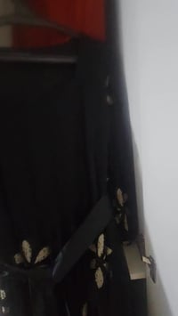 ملابس • ملبوس مرة وحده