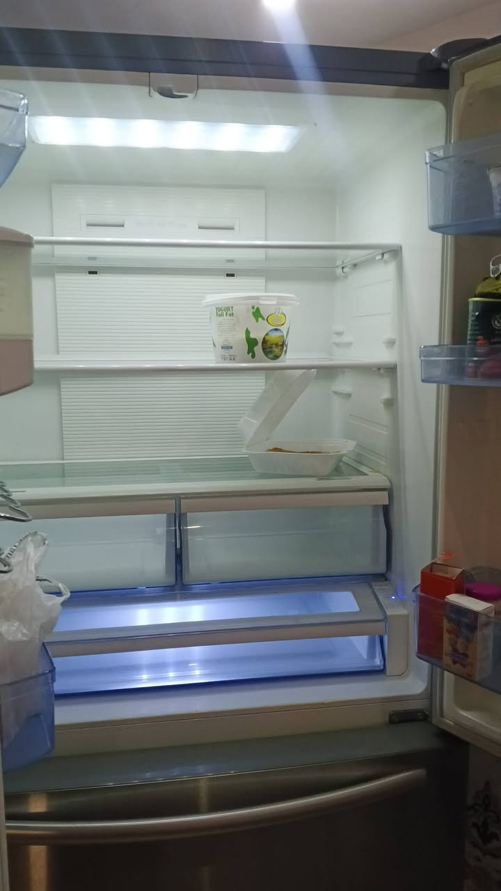 السلام عليكم ثلاجه للبيع كلشي مابيها تجي وتفحص وتشوف اريدها ب650 وبيها مجال


**إذا كنت صاحب هذا الإعلان وتريد حذفه لأي سبب، رجاءا أرسل رسالة إلى الدعم الفني**