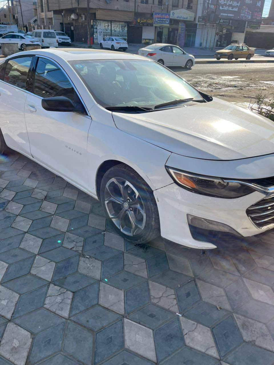 السلام عليكم
ماليبو موديل 2021
مصبوغه عام بيها تبديل عرقجين قماره 
الكير بي مشكله بالكونترول 
مكينه مابيها شي 
تبريد شغال 
السياره معوقين بعد سنتين اتصير حره 
السياره مكانها بغداد السيديه او حي الجهاد 
***********
سعر 67 وبيه مجال بسيط بغداد, العراق
