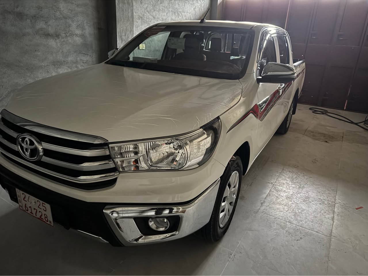 سەریارە هیچی پێوە نیە ماڵی دۆستە 
*********** Singapore
