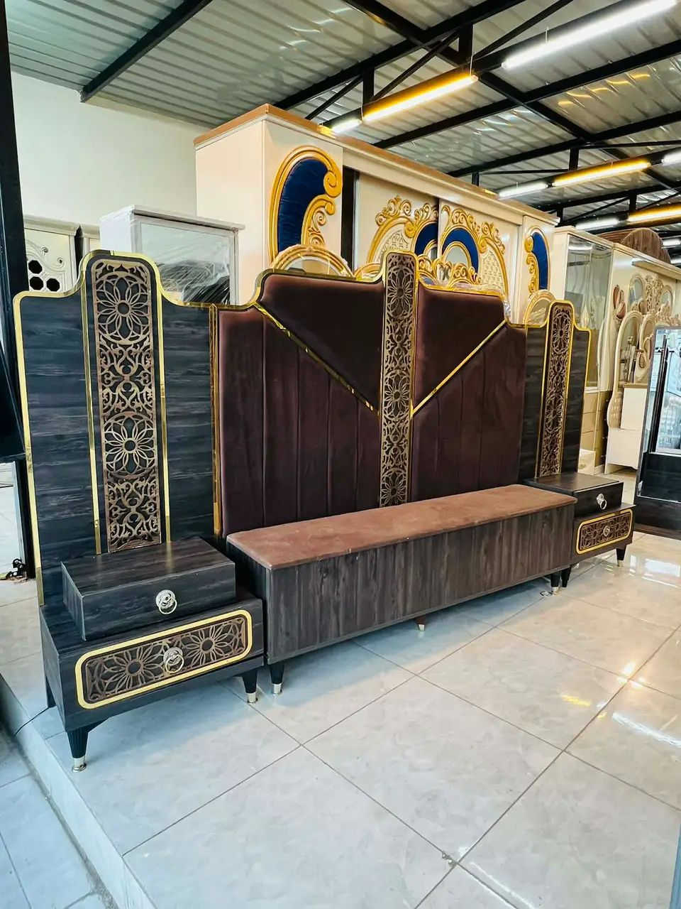 توفرت غرفة  لون مميز نضام حديث  9 قطع
ابواب 🚪  
نضافة 95٪💯
السعر 950
شد ونقل داخل بغداد مجاني محافظات بكروة


**إذا كنت صاحب هذا الإعلان وتريد حذفه لأي سبب، رجاءا أرسل رسالة إلى الدعم الفني**