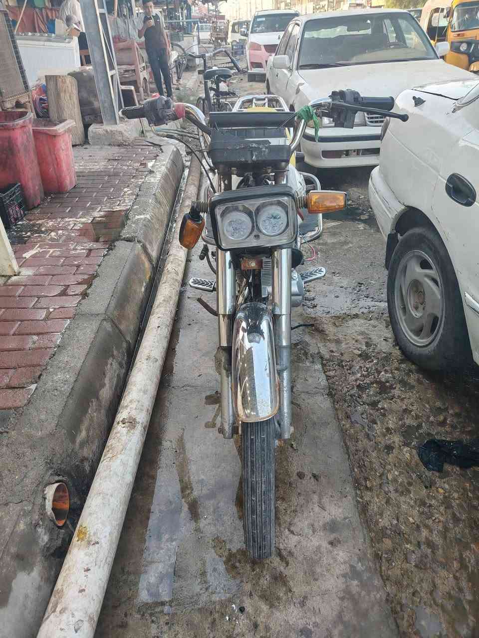 دراجه بارت شغاله سلف هندر مديله 19دراجه جاهزه مجهزه سعره 450وبيه مجال مكاني رفاعي ***********
