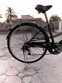 بايسكل للبيع بالاه  الحجم 26 ✅ بركات وره وجدام ✅ دينمو شغال هوه والضوء...