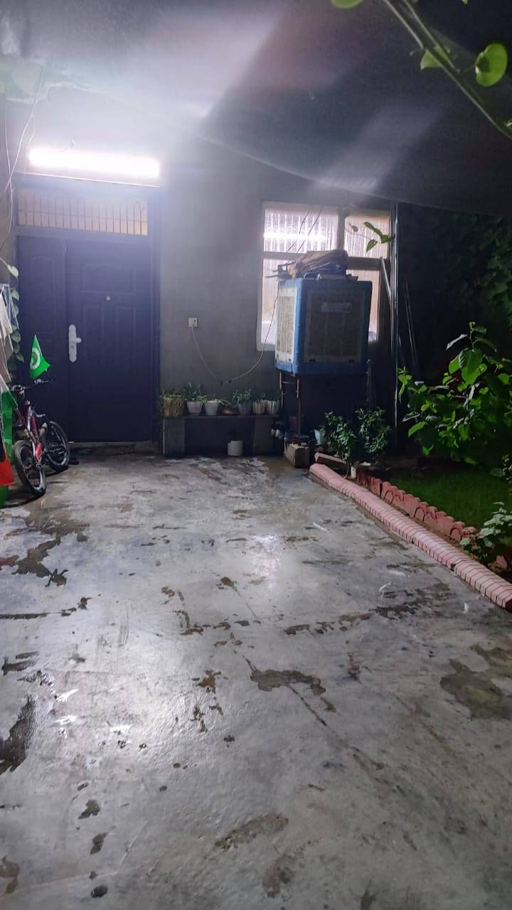 دار للبيع مساحه ١٢٠ متر طول
يتكون من غرفة نوم واستقبال مطبخ وصحياة
موقع بنجي على خلف مجمع هارون خلف تجاري
سعر ٣٠ مليون وبيها مجال
*********** اتصال
*********** وات ساب
