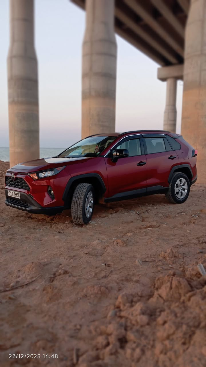 سلام عليكم تويوتا راف موديل 21 وارد امريكي ضرار  بل جاملغ السكن الباقي مكفول كفاله محرك 2500 مكلف بل نشر بقي التفاصيل يم صاحب السياره ***********
