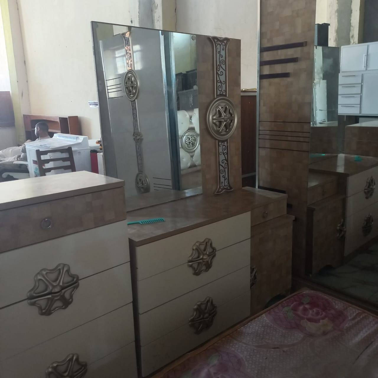 غرفة تركيا لبيع تتكون من 7قطع السعر 325 بية مجال


**إذا كنت صاحب هذا الإعلان وتريد حذفه لأي سبب، رجاءا أرسل رسالة إلى الدعم الفني**