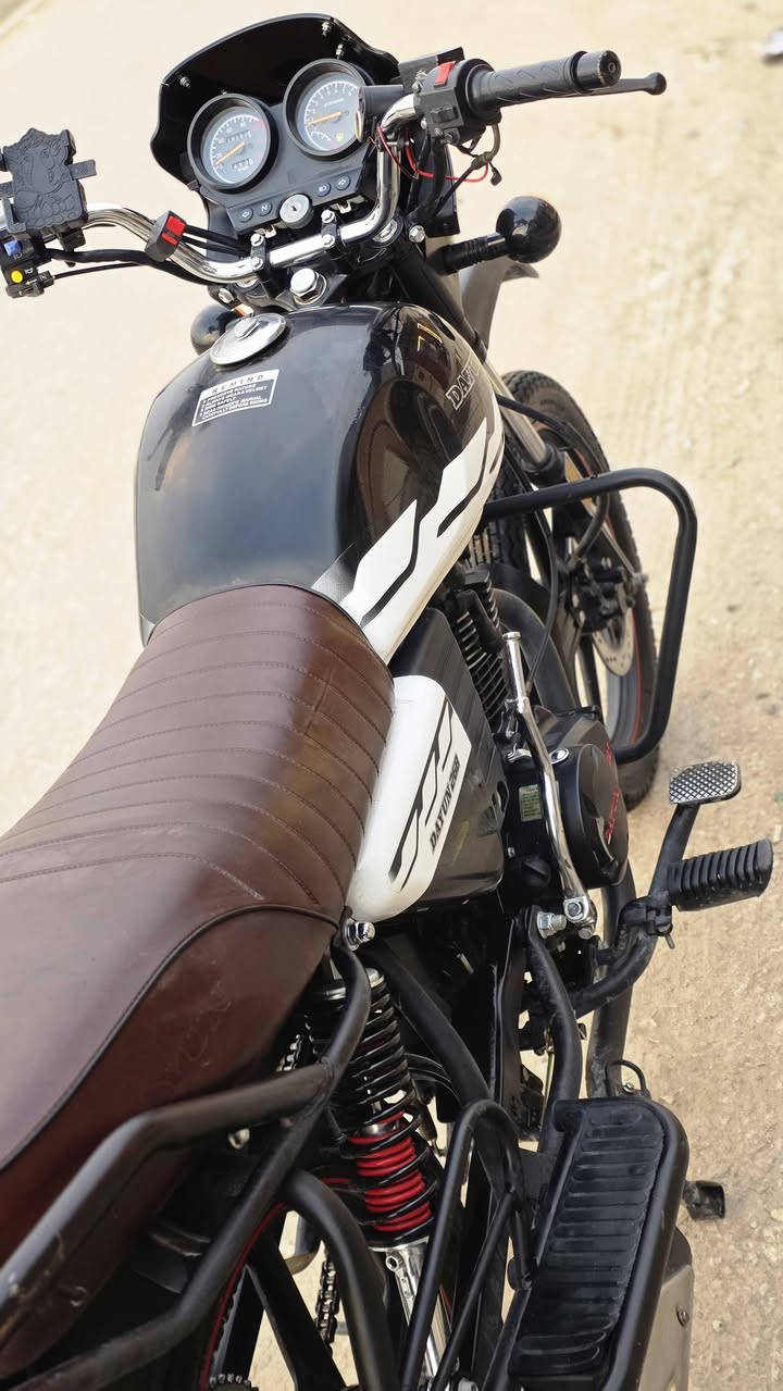 سلام عليكم ورحمة الله دراجه دايوان مديل 23 سنوية رقم كربلاء نكليزي دراجه نظافة خير من الله مكينة تخبل شلعه مكاني كربلاء تحول ثاني يوم لسعر 2300وبيه مجال لشراي 
وماشيه 19الف 
***********
