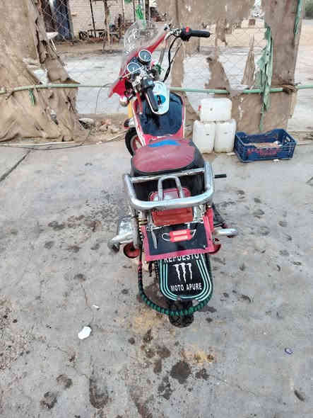 سلامو عليكم دراجه جونده كامله محرك ناعم موديل ٢٠٠١٣ وراق كامله كهربائيات كامله السعر ٣٥٠ وبيه مجال الرقم او الاستفسار ***********
