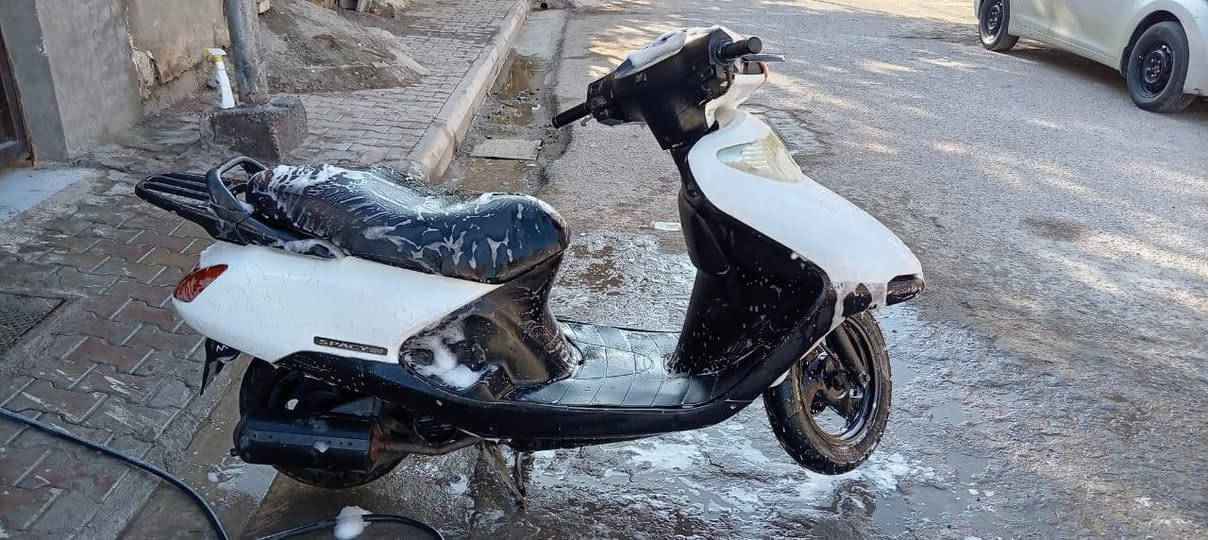 بيع او مراوس
سبيسي ياباني نضافه شوفت عينك مكينه بلاديه السعر 550 مكاني كوت شهداء ***********
